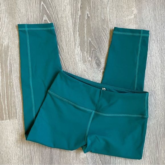 Buff Bunny Leggings - Picture 1 of 3